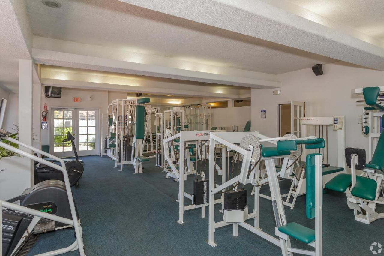 ספארקס Thunderbird Resort Club מראה חיצוני תמונה