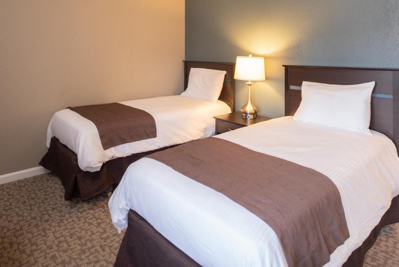 ספארקס Thunderbird Resort Club מראה חיצוני תמונה